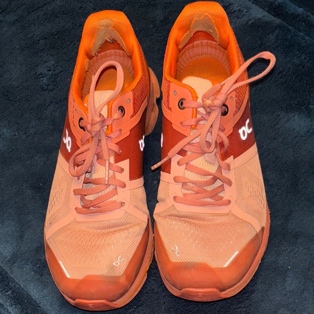 On Running Women's Bright Orange Athletic Shoes size 8.5 Wide